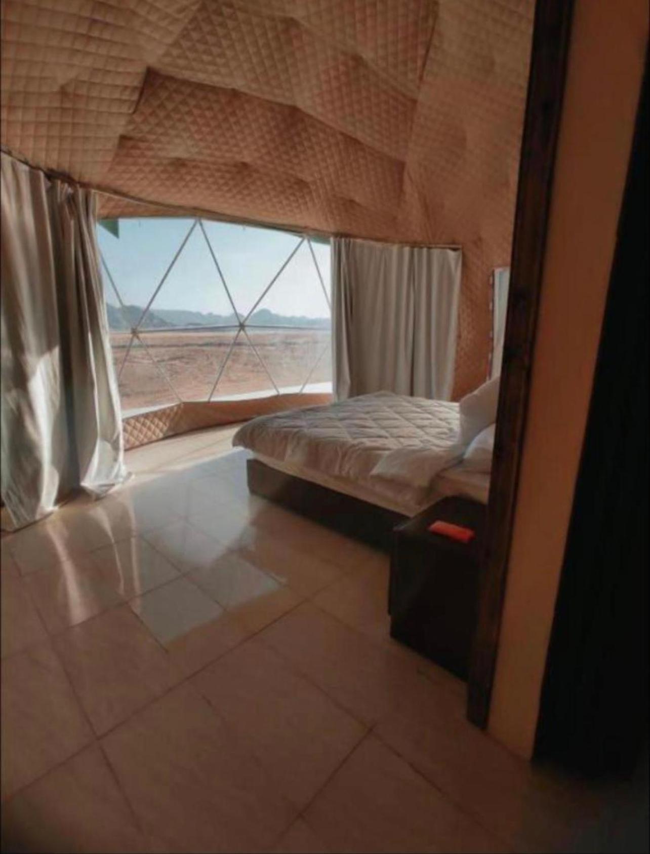 Rum Arjaan Luxury Camp 와디럼 외부 사진