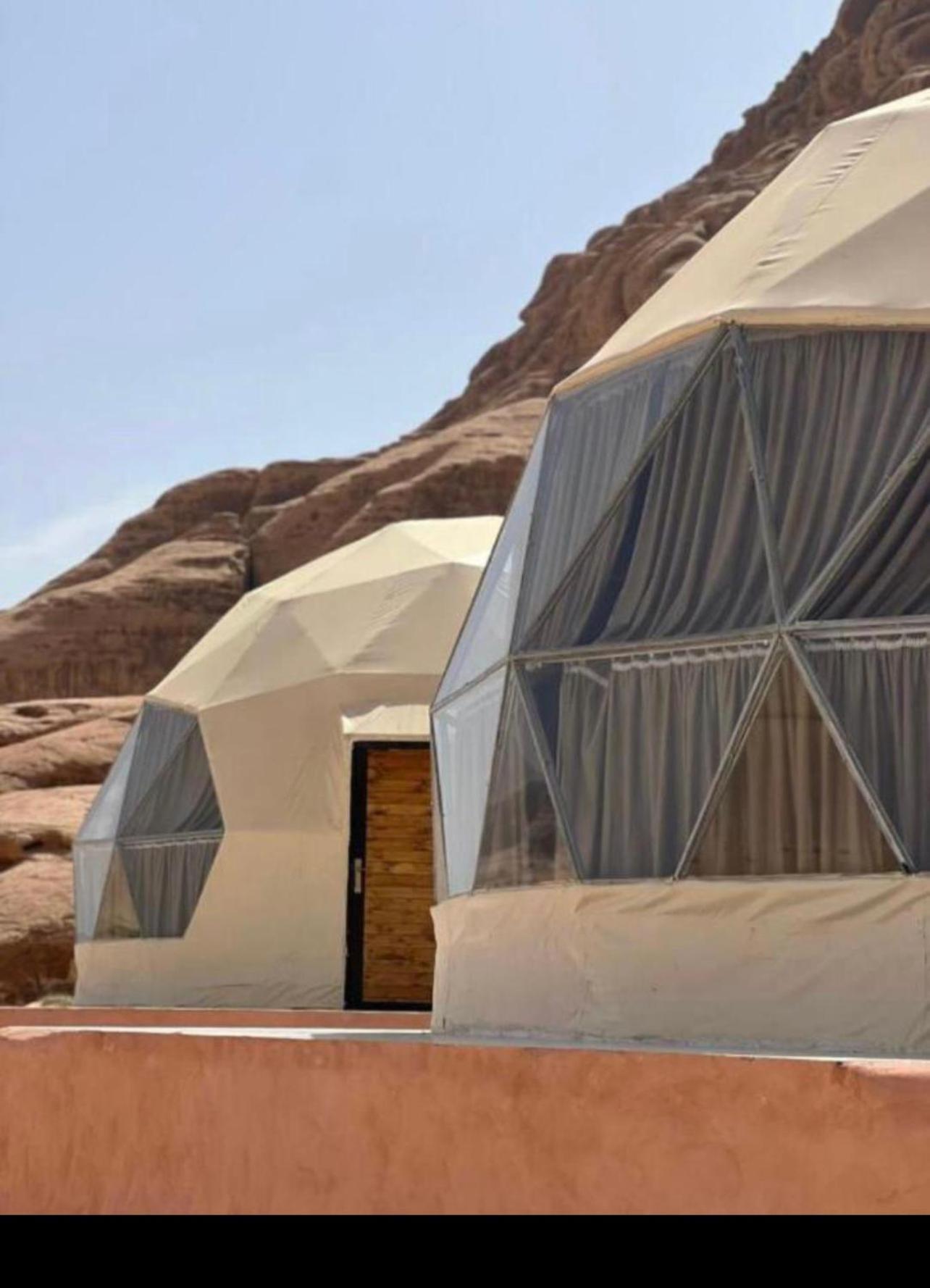 Rum Arjaan Luxury Camp 와디럼 외부 사진